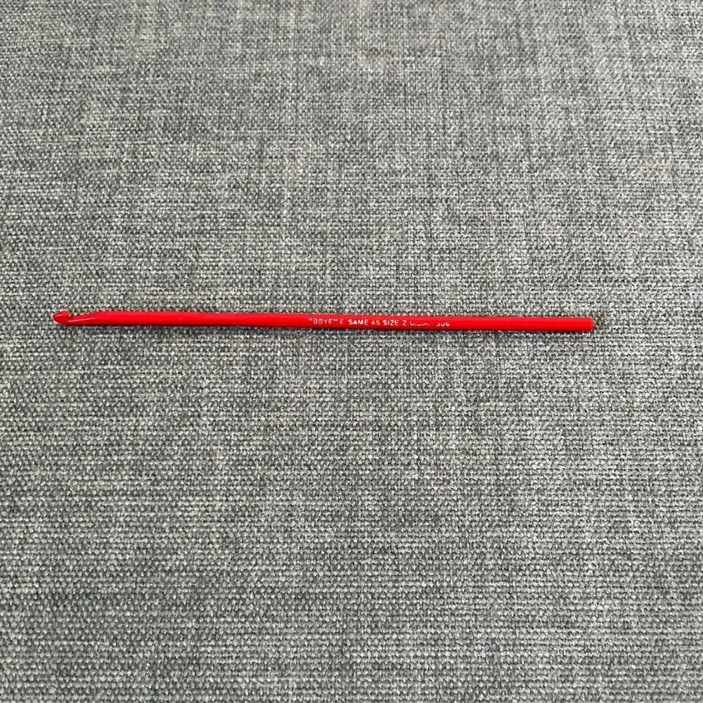 Red Plastic Knitting Crochet Hook, Size 2